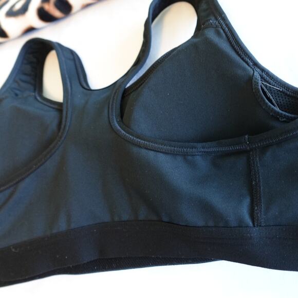 NIKE Dri Fit Sports Yoga Bra / t back / Size M - Picture 4 of 6